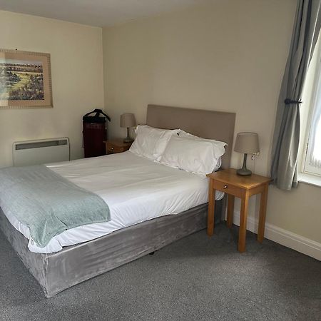 The White Hart Hotel Welwyn Екстер'єр фото