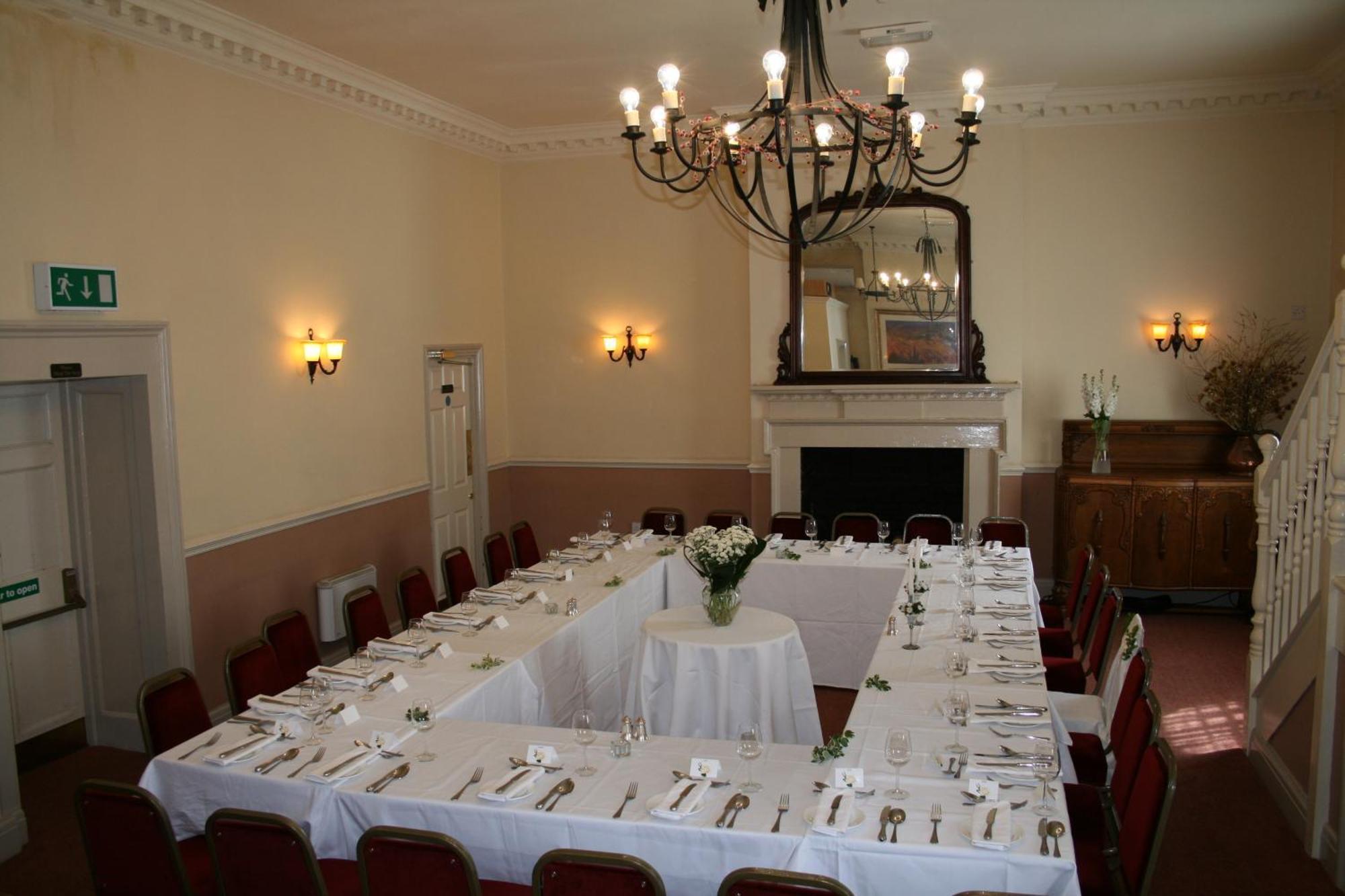 The White Hart Hotel Welwyn Екстер'єр фото