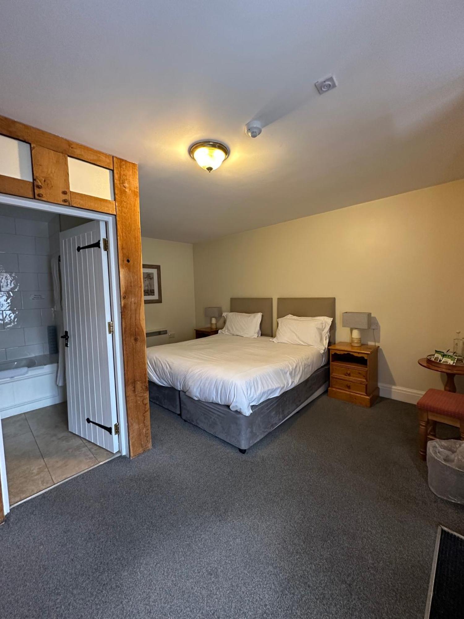The White Hart Hotel Welwyn Екстер'єр фото