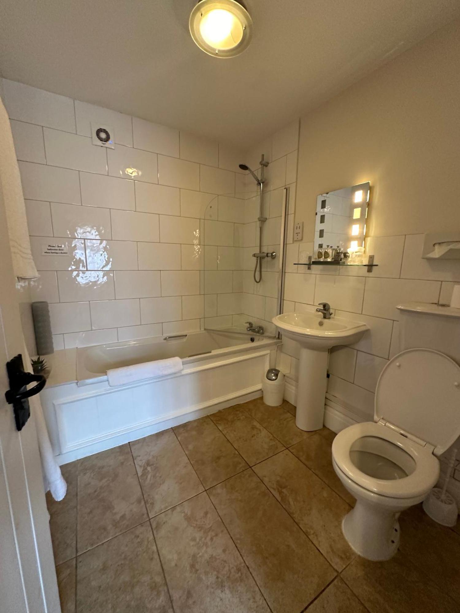 The White Hart Hotel Welwyn Екстер'єр фото