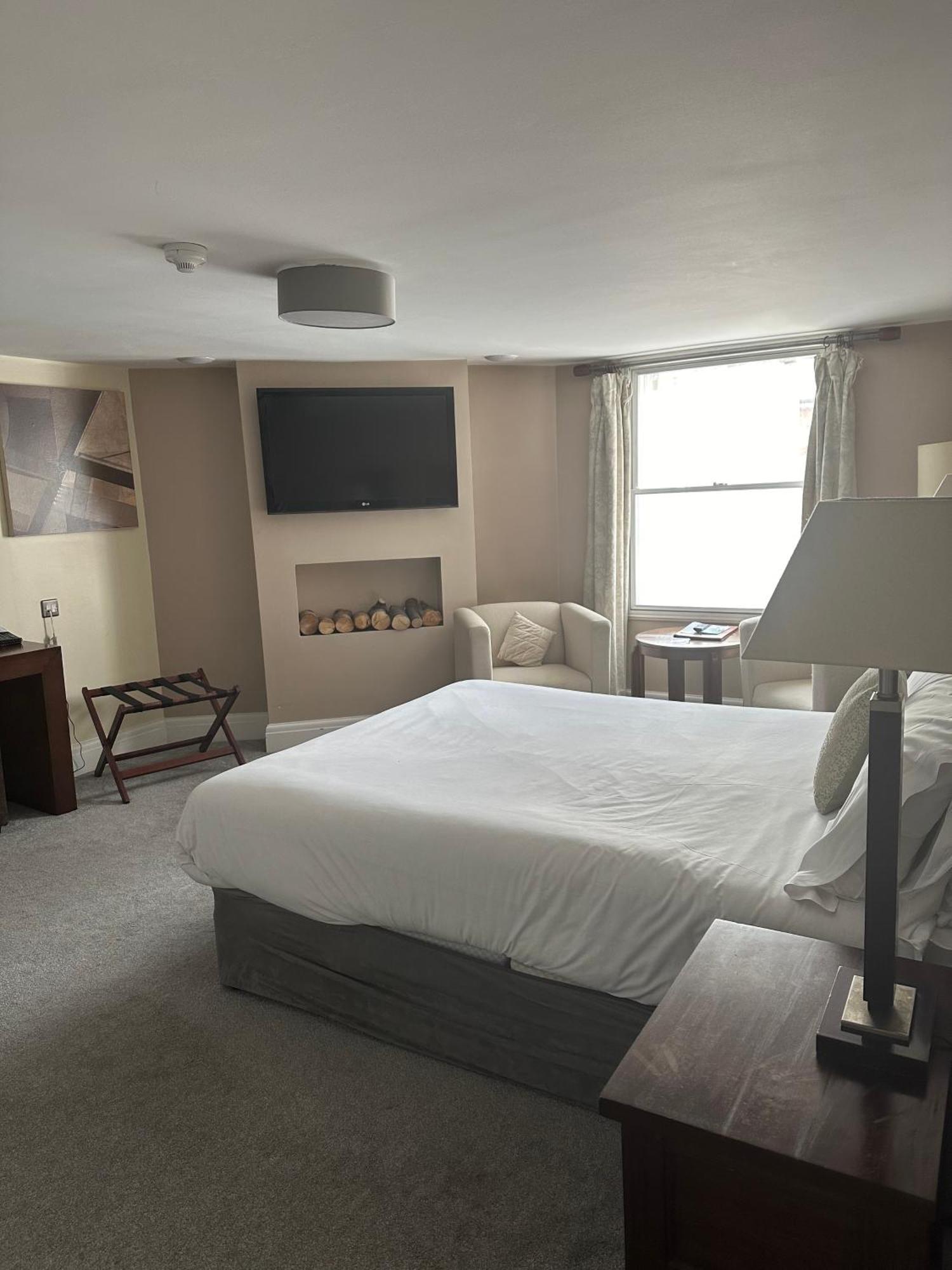 The White Hart Hotel Welwyn Номер фото