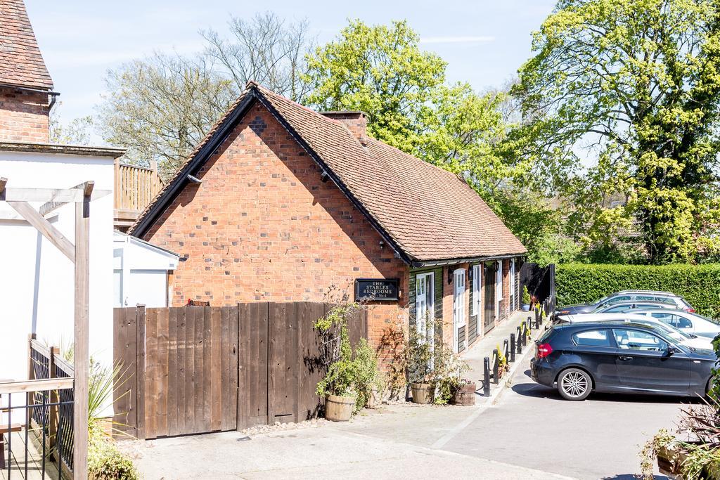 The White Hart Hotel Welwyn Екстер'єр фото